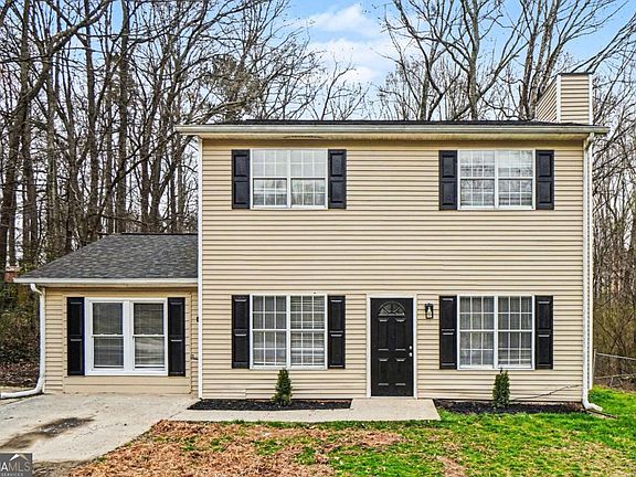 2nd image of 430 Pilgrim Ln