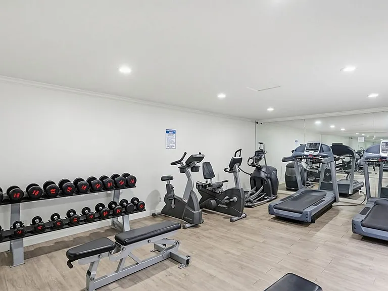 660S Garfiled — Photo 19