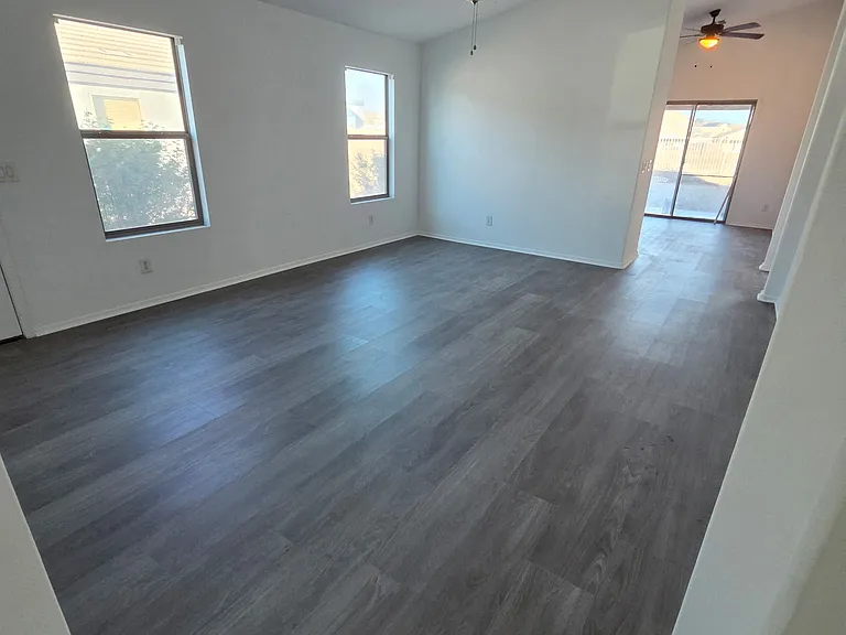 24165 N Cargo Ave — Photo 5