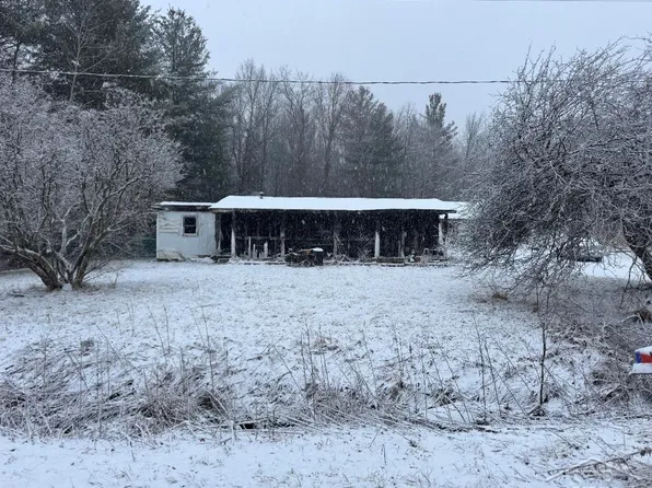 13849 W Townline Rd, Saint Charles, MI 48655