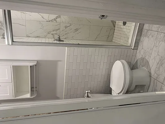 Rented by Crosstown Apartments NYC | media 10