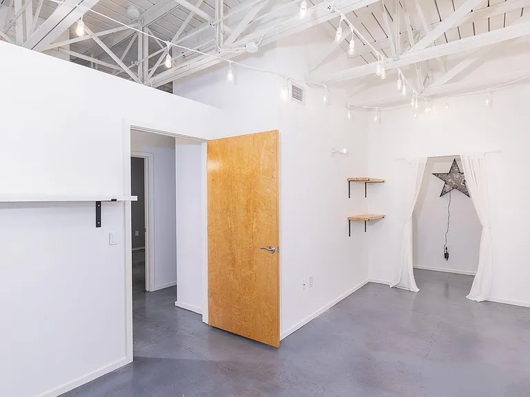 309 Church St — Photo 23