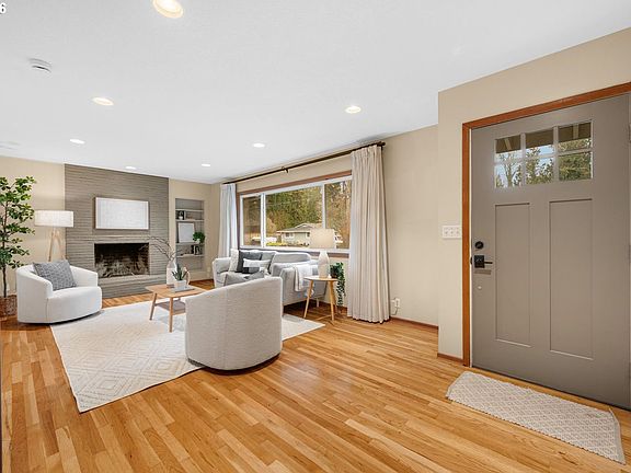 4th image of 3910 Calaroga Cir