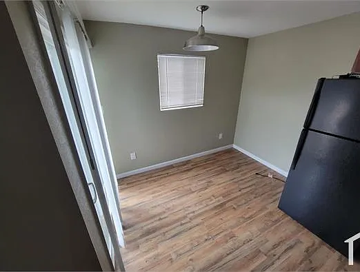 3 bed, 1400 sqft, $2,500 — Photo 3