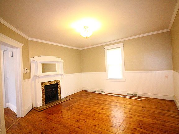 3rd image of 1035 Jefferson Ave