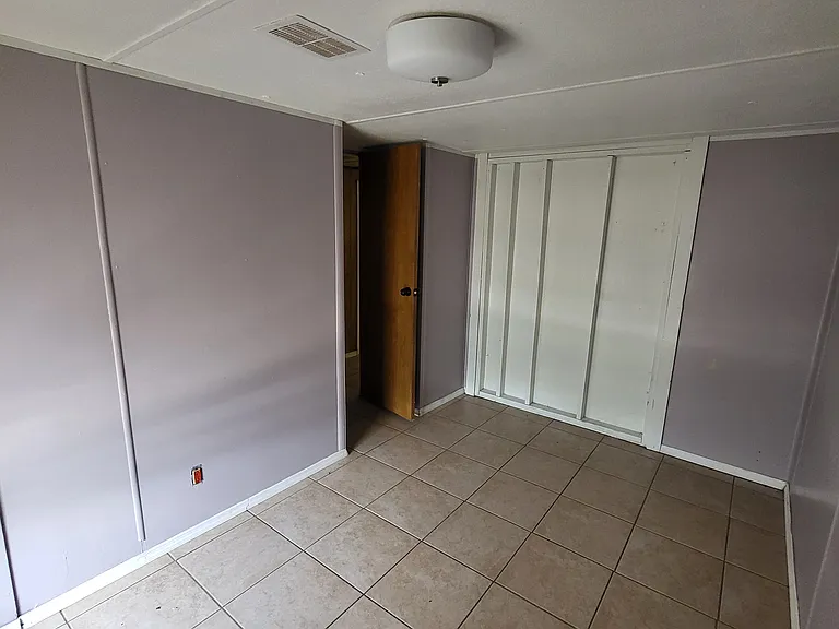 1122 SE Mills Ave — Photo 5