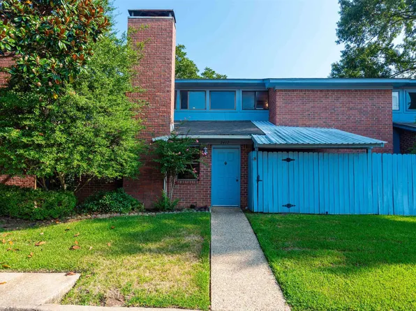 2417 Riviera Dr, Tyler, TX 75707