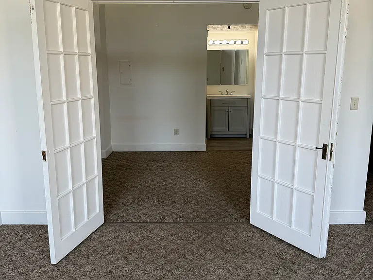 142 Washington Ave #301 — Photo 1