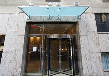 5th image of 301 E 47th St APT 11L