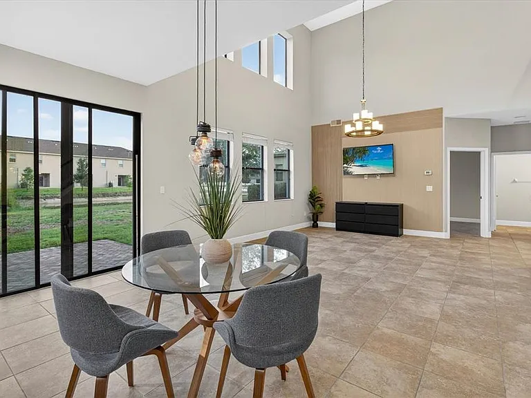 1389 Heritage Landings Dr — Photo 35