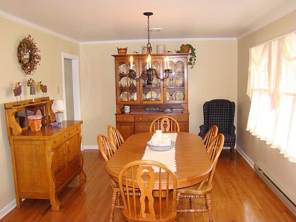 Dining room 1