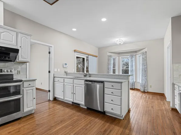 4405 Fall River Dr, Columbia, MO 65203