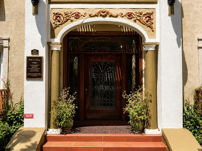 STUNNING HISTORICAL PROPERTY IN LOS FELIZ