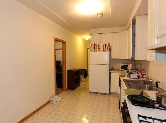 4th image of 1112 N Marshfield Ave #H