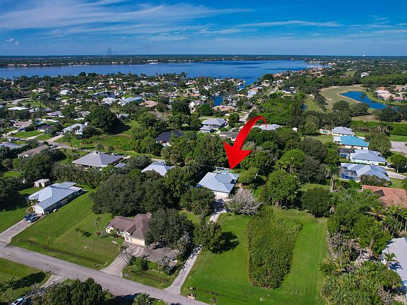 4th image of 2718 NW FLORIDA Avenue