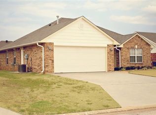 1921 Ridge Crest Dr, Shawnee, OK 74804