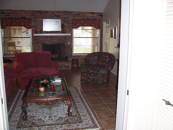 Family room/fireplace