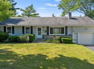 138 Sedgwick Rd, Syracuse, NY 13203