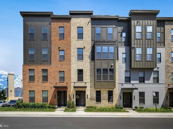 20454 Taft Ter, Ashburn, VA 20147