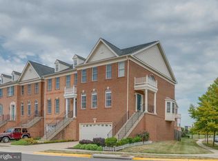 42774 Locklear Ter, Chantilly, VA 20152