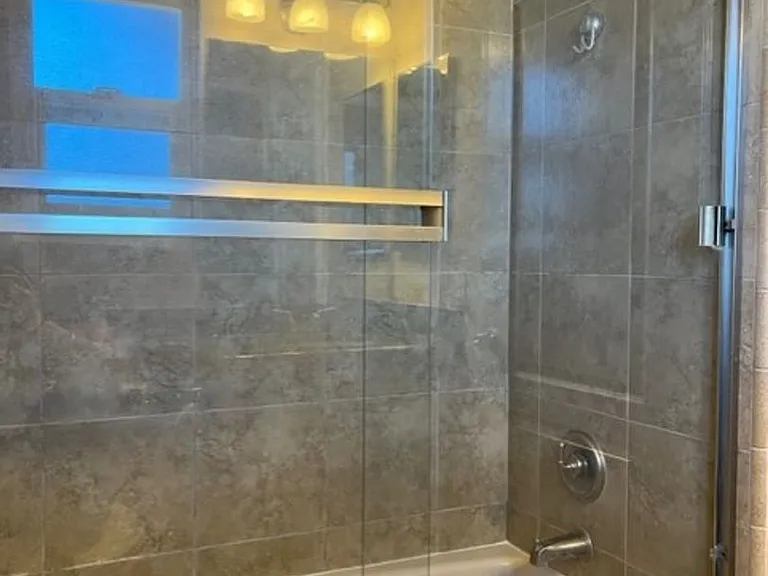 1940 Maple Ave #105 — Photo 22