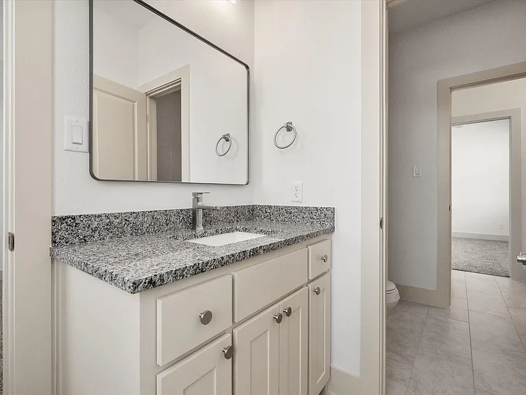 506 E Kimball St #2 — Photo 25