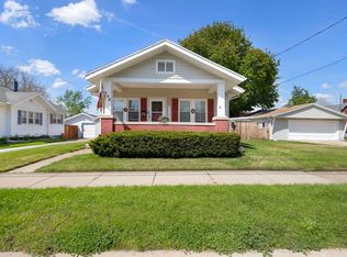 708 W 3rd St, Mishawaka, IN 46544