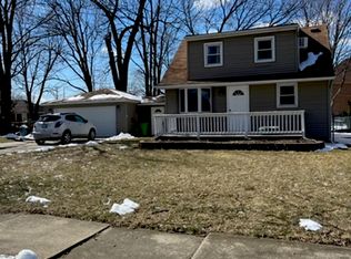 37451 Rosebush St, Sterling Heights, MI 48310