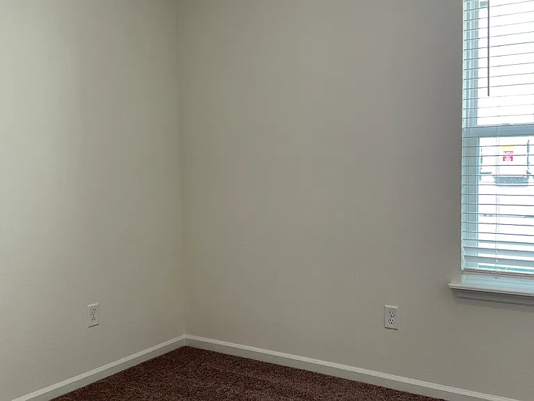 128 Peace River Rd — Photo 15