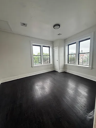 1000 S Orange Ave Photo 1