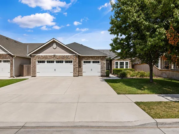 2526 Seaside Circle, Tulare, CA 93274