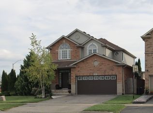 349 Winterberry Blvd, Thorold, ON L2V 5E6