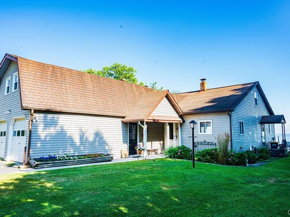 2471 Coulter Cove Rd, Canastota, NY 13032