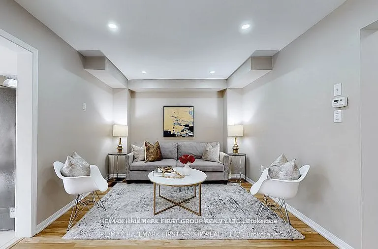 39 Robideau Pl — Photo 5