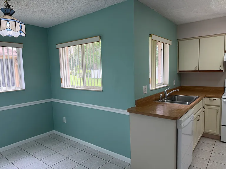 89 Westlee Ln — Photo 13
