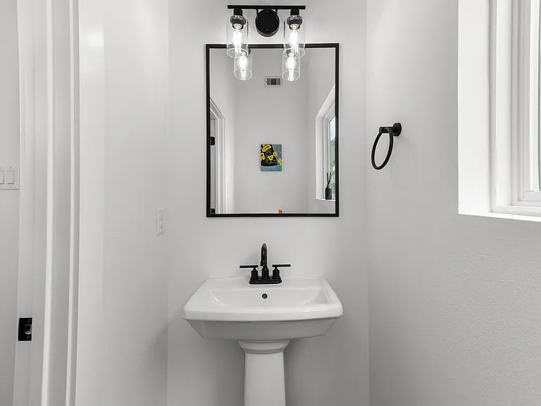3030 Live Oak St — Photo 22