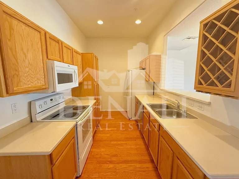 15802 N Hidden Valley Ln — Photo 7