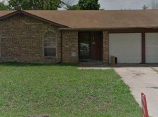 1010 Winnsboro Ct, Arlington, TX 76015