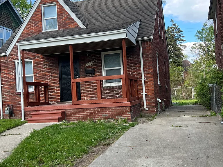 Manor St — Photo 2