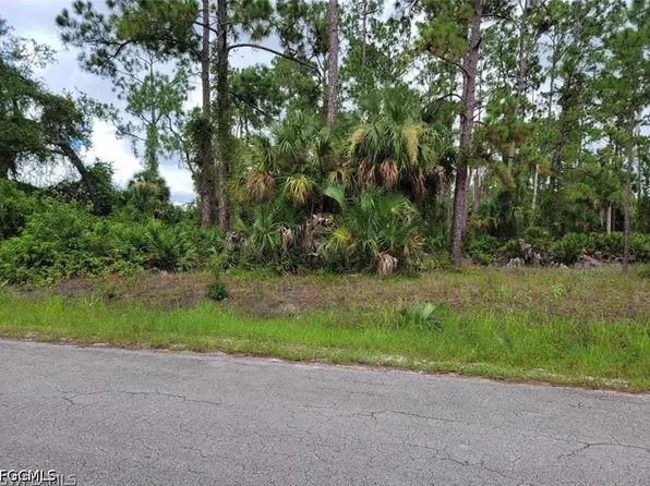 720 Sheldon Ave, Lehigh Acres, FL 33936