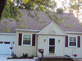 3304 Sandy Beach Rd, Grand Island, NY 14072