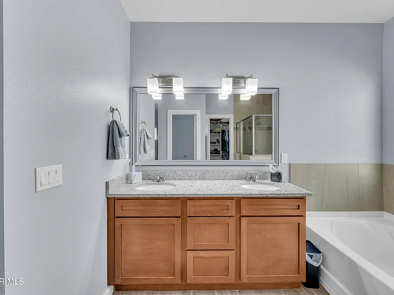 12631 Mark Twain Ave — Photo 43