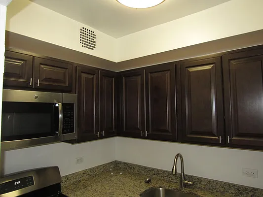 Rented by Kian Realty | media 35