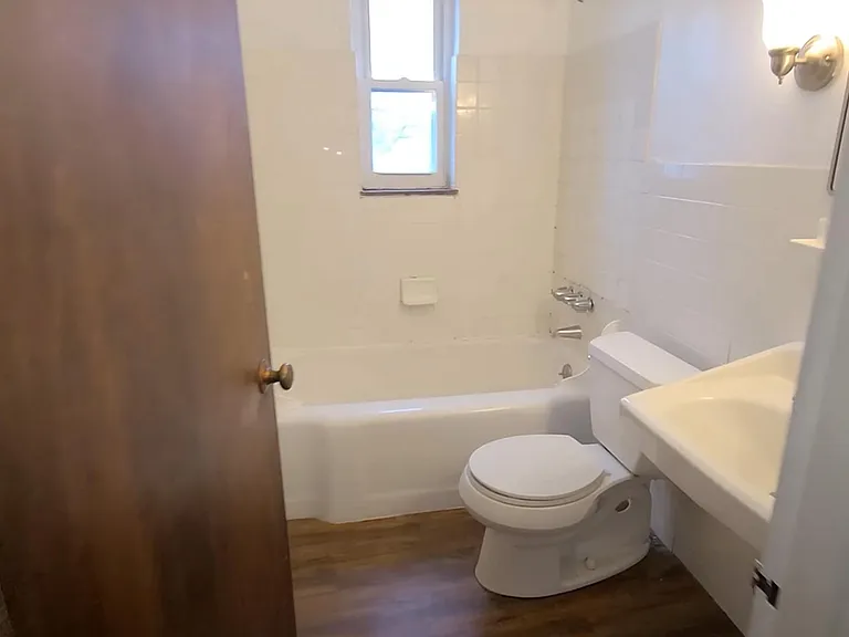 711 Wisteria Ave — Photo 4