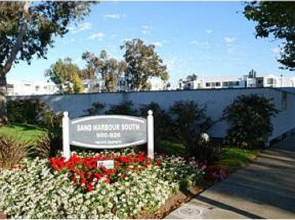 2nd image of 918 Beach Park Blvd APT 52