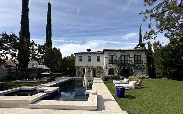18869 Pasadero Dr