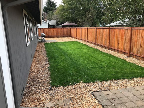 3rd image of 1920 NE 151st Ave