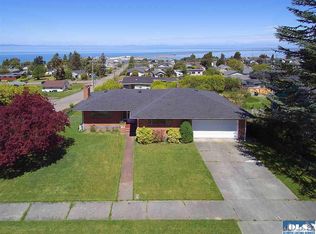 1639 W 8th St, Port Angeles, WA