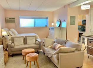 995 Massachusetts Ave APT 106, Arlington, MA 02476