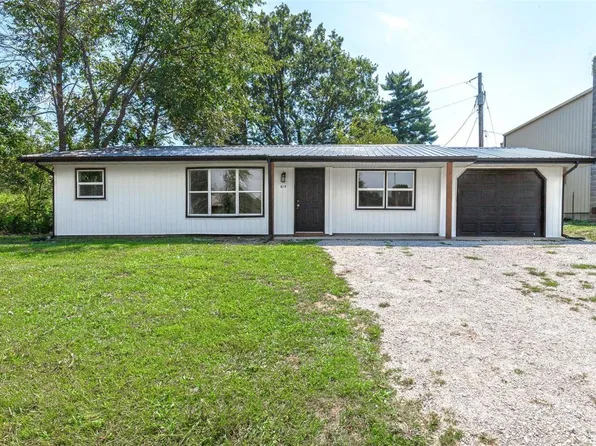 615 W 4th St, Dixon, MO 65459